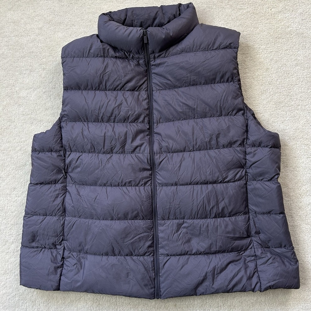 Uniqlo Down Puffer Women's XL Vest Lightweight Water Repellent Zip Pockets